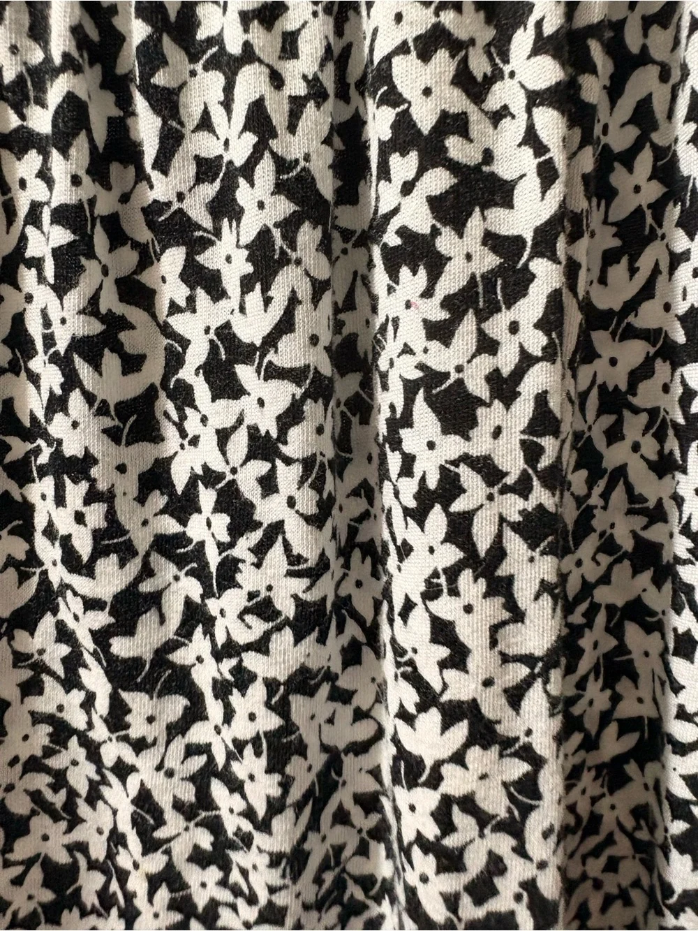 MICHAEL Michael Kors Black & White Floral Scoop Neck Top with Bell Sleeves - Picture 3 of 7